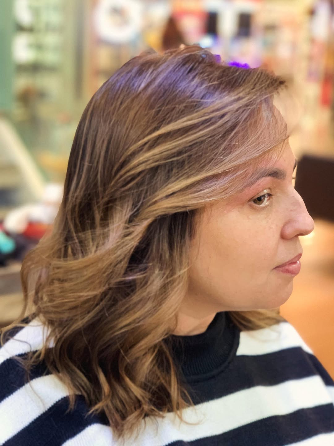Mechas caramelo iluminadas